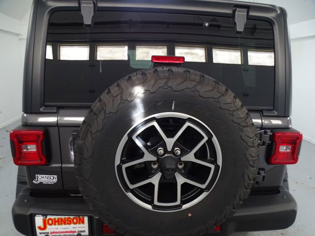Certified 2024 Jeep Wrangler Unlimited Rubicon w/ Capability Package image 18