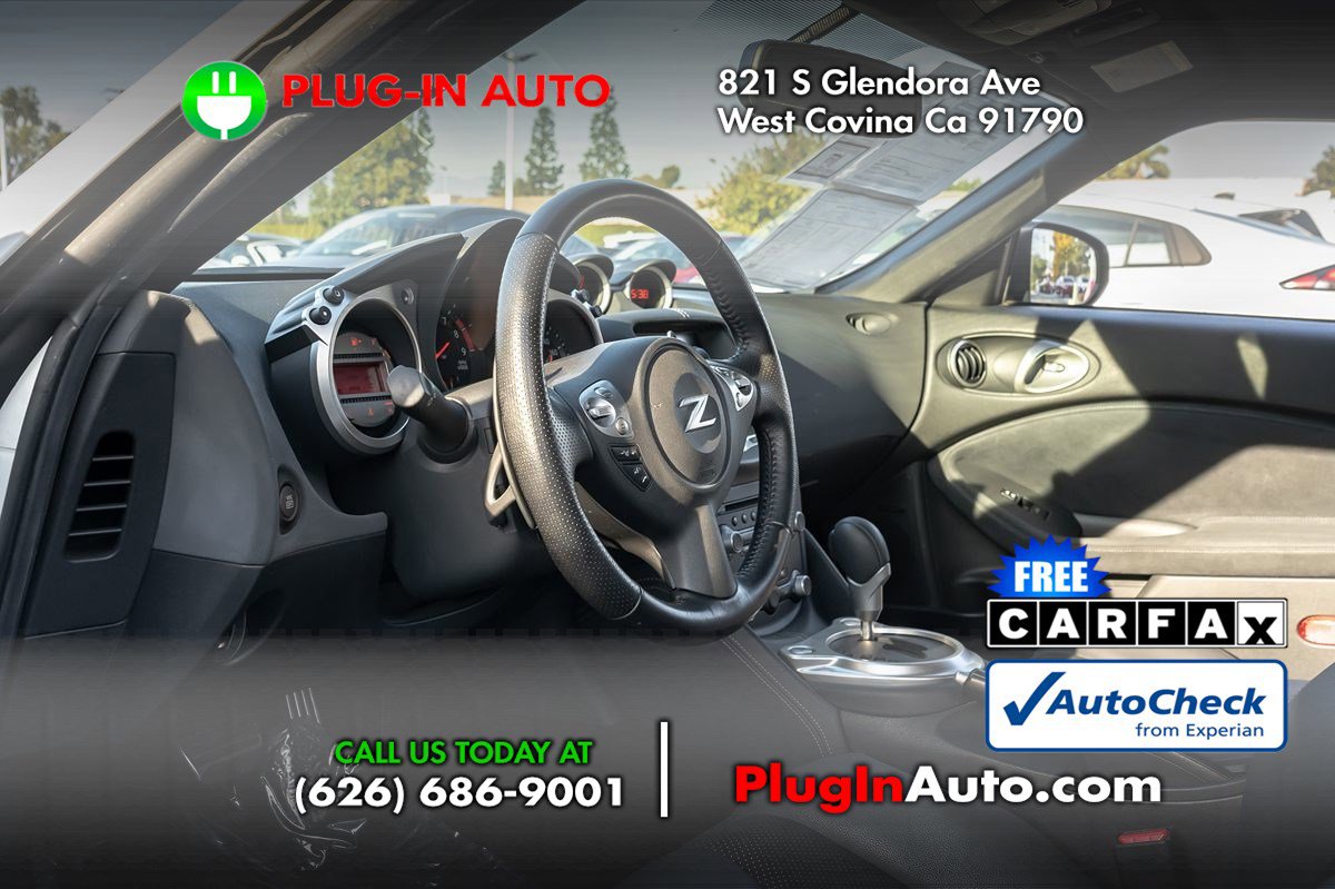 Used 2010 Nissan 370Z Touring image 6