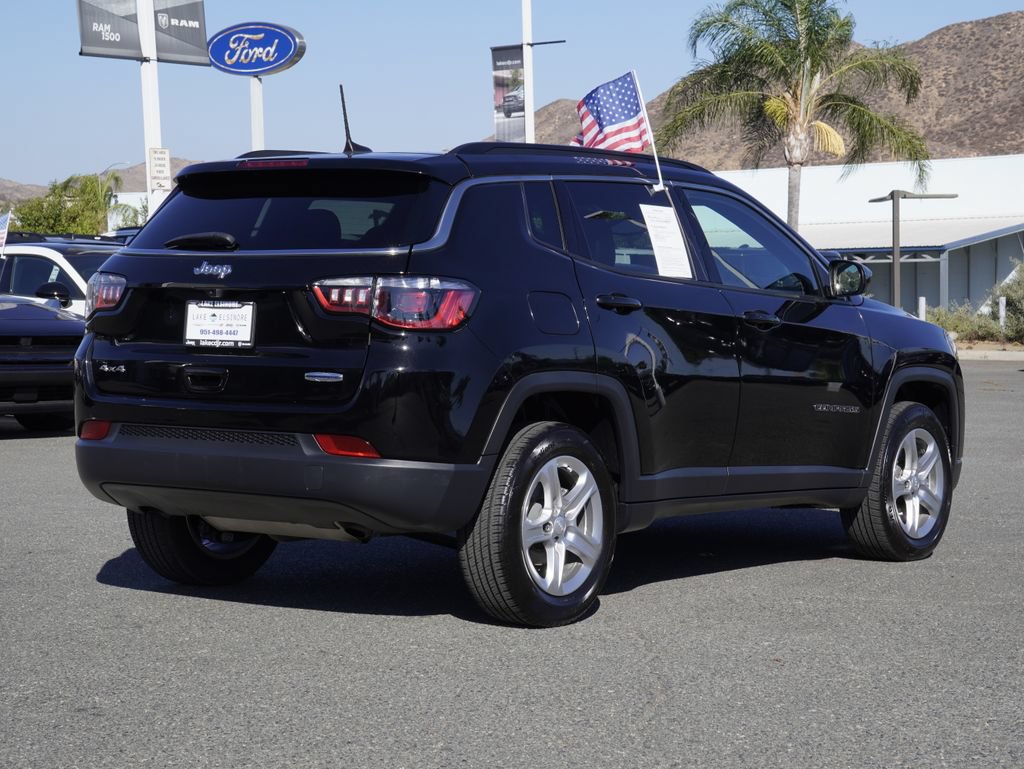 Certified 2024 Jeep Compass Latitude AWD/4WD image 4