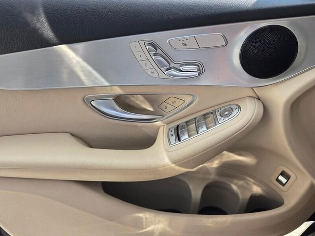 Used 2022 Mercedes-Benz GLC 300 image 30