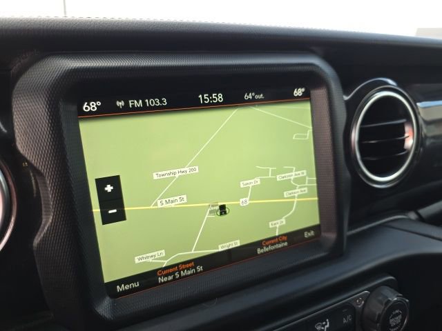 Used 2022 Jeep Wrangler Unlimited Sahara image 24