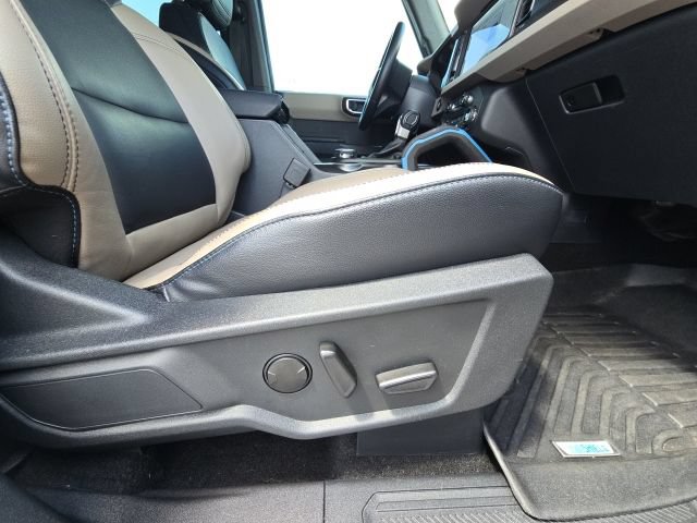 Used 2024 Ford Bronco Wildtrak AWD/4WD image 17