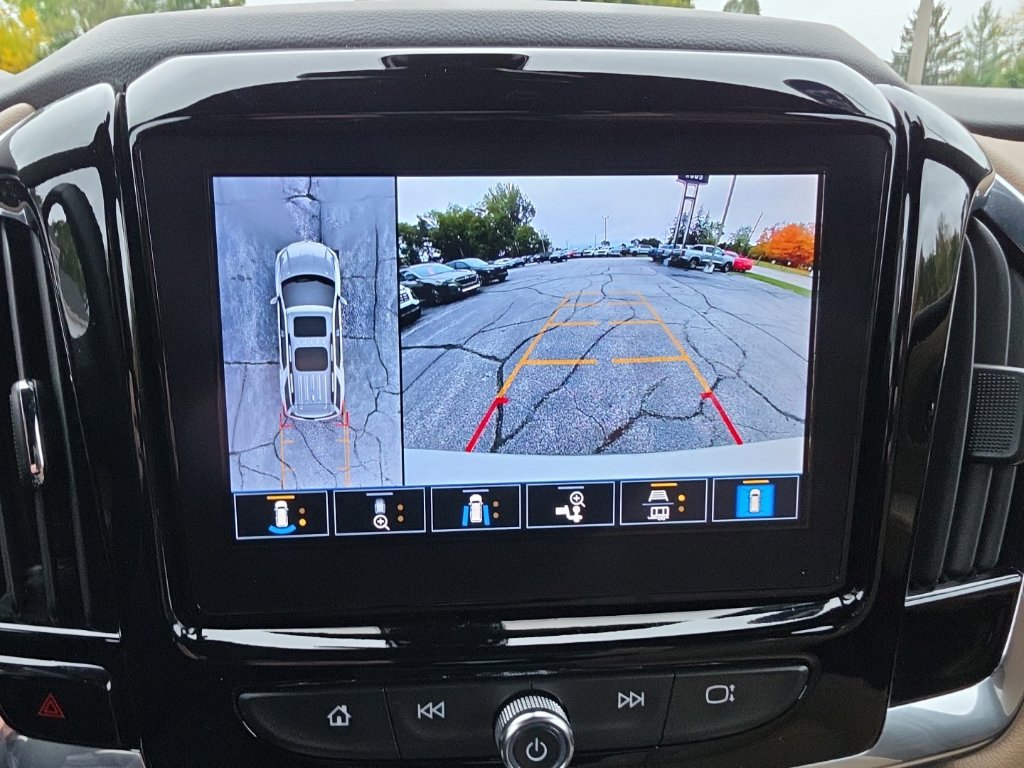 Certified 2023 Chevrolet Traverse Premier w/ LPO, Floor Liner Package AWD/4WD image 17