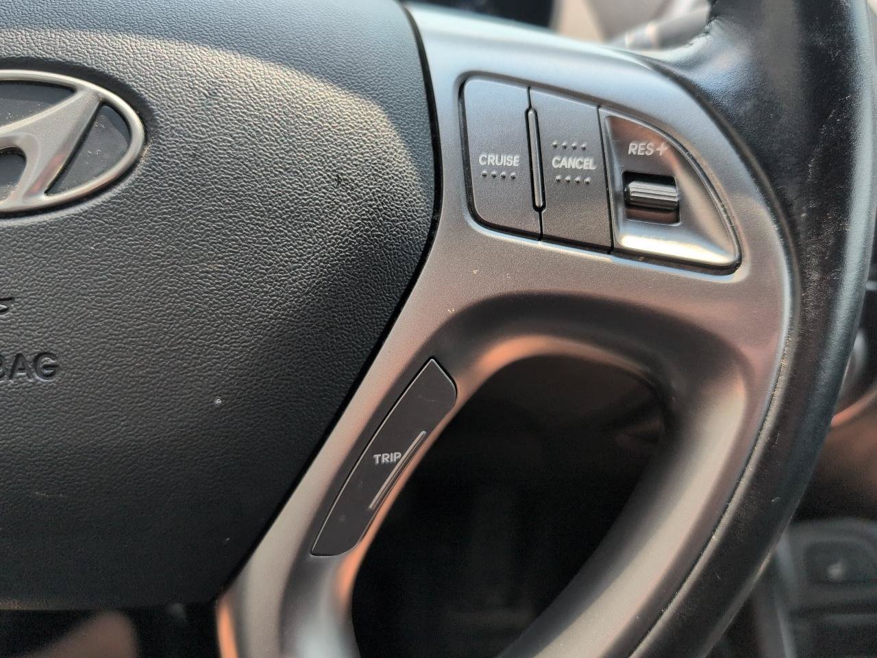 Used 2014 Hyundai Tucson Limited FWD image 6