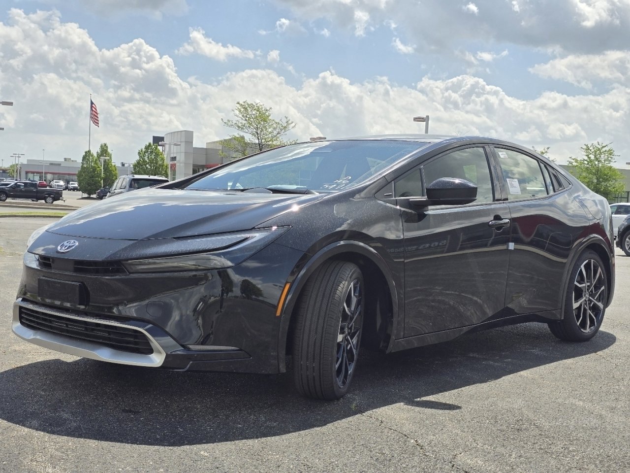 New 2026 Toyota Prius Plug-In Hybrid FWD image 14