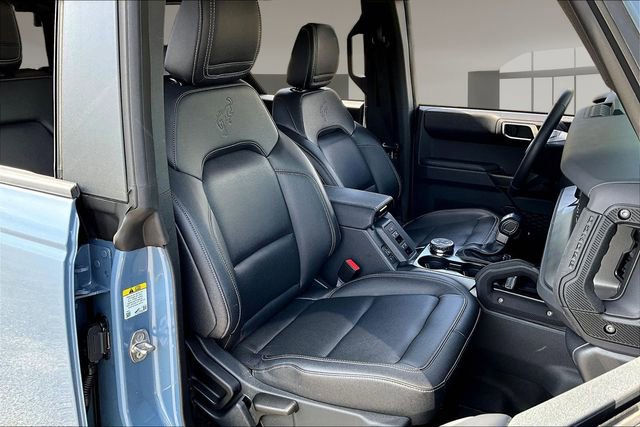 Used 2025 Ford Bronco Badlands image 26