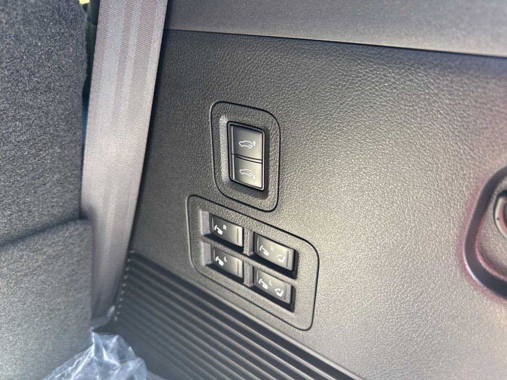 New 2026 Nissan Armada PRO-4X image 8