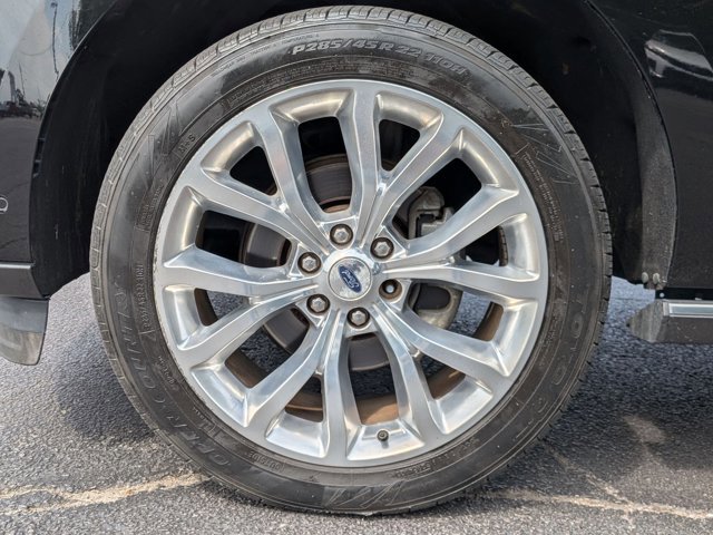 Used 2018 Ford Expedition Max Limited w/ Equipment Group 302A AWD/4WD image 18