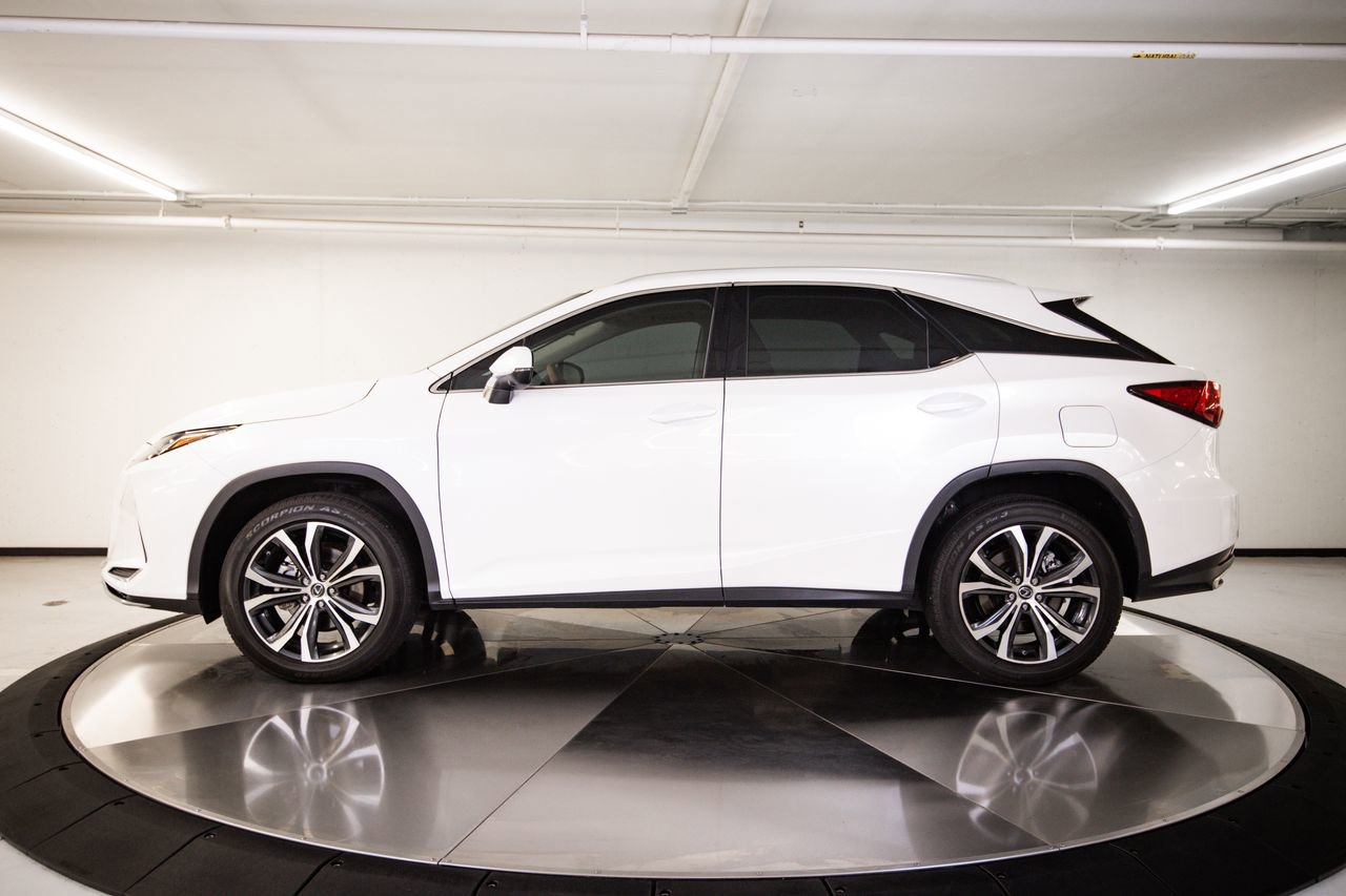 Used 2020 Lexus RX 350 FWD w/ Premium Package image 2