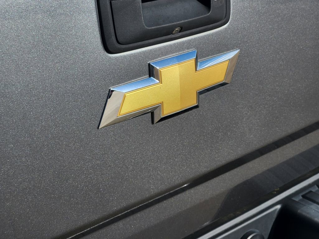 Used 2020 Chevrolet Colorado LT w/ LT Convenience Package RWD image 14