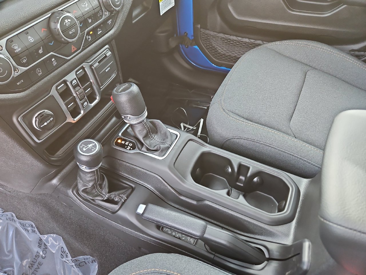 New 2026 Jeep Gladiator Sport AWD/4WD image 30