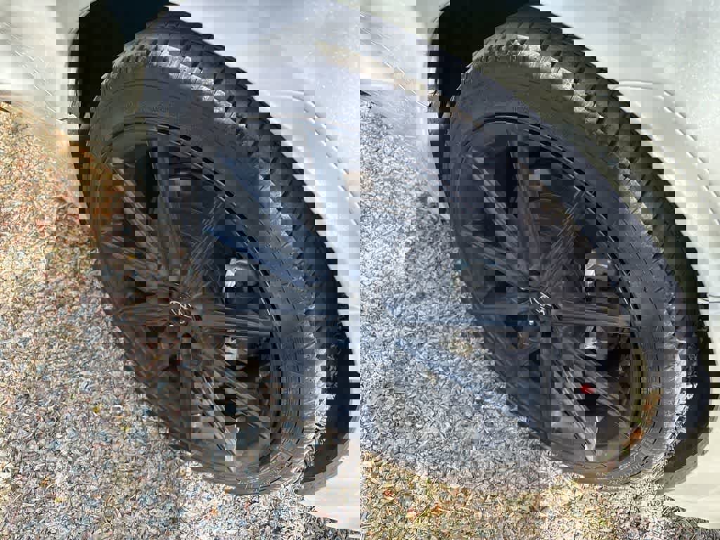 Used 2024 Toyota GR86 Premium image 5