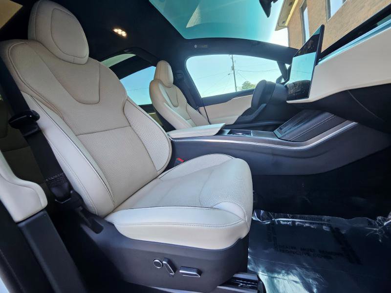 Used 2023 Tesla Model X Plaid image 59
