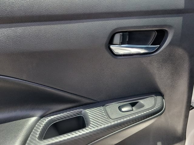 Used 2024 Nissan Versa SR FWD image 12
