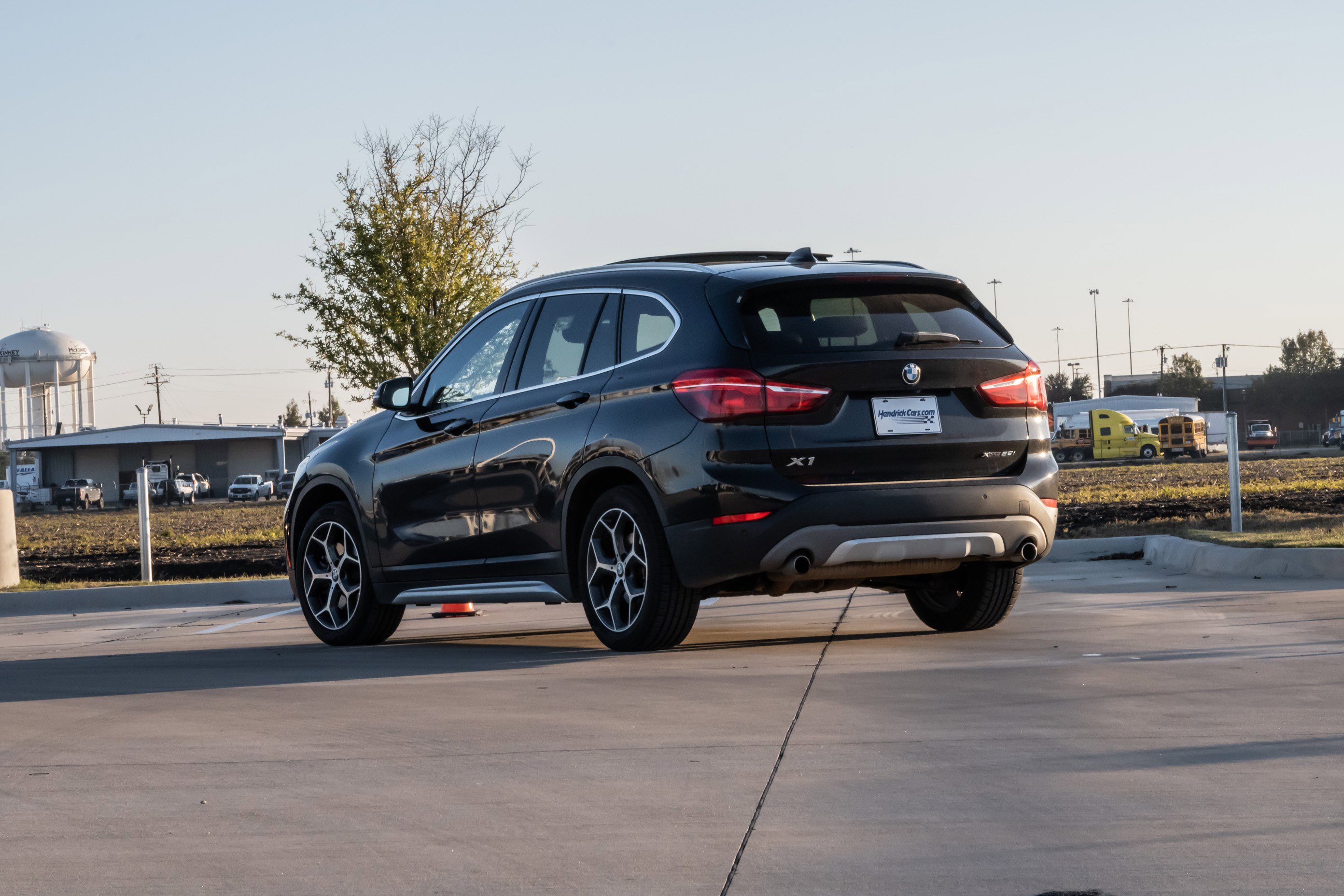 Used 2019 BMW X1 xDrive28i w/ Convenience Package image 3