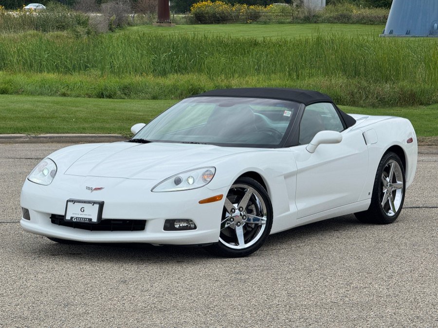 Used 2006 Chevrolet Corvette Convertible w/ Preferred Equipment Group RWD image 2