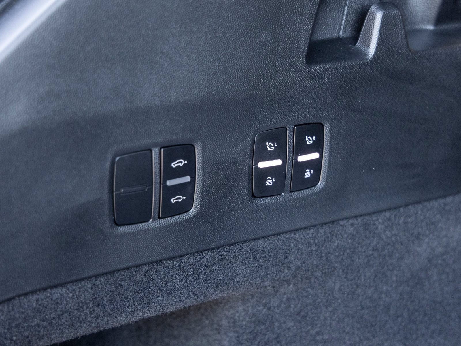 New 2026 Porsche Cayenne Turbo AWD/4WD image 56