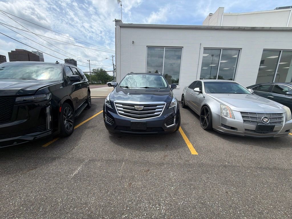 Used 2019 Cadillac XT5 Luxury AWD/4WD image 2