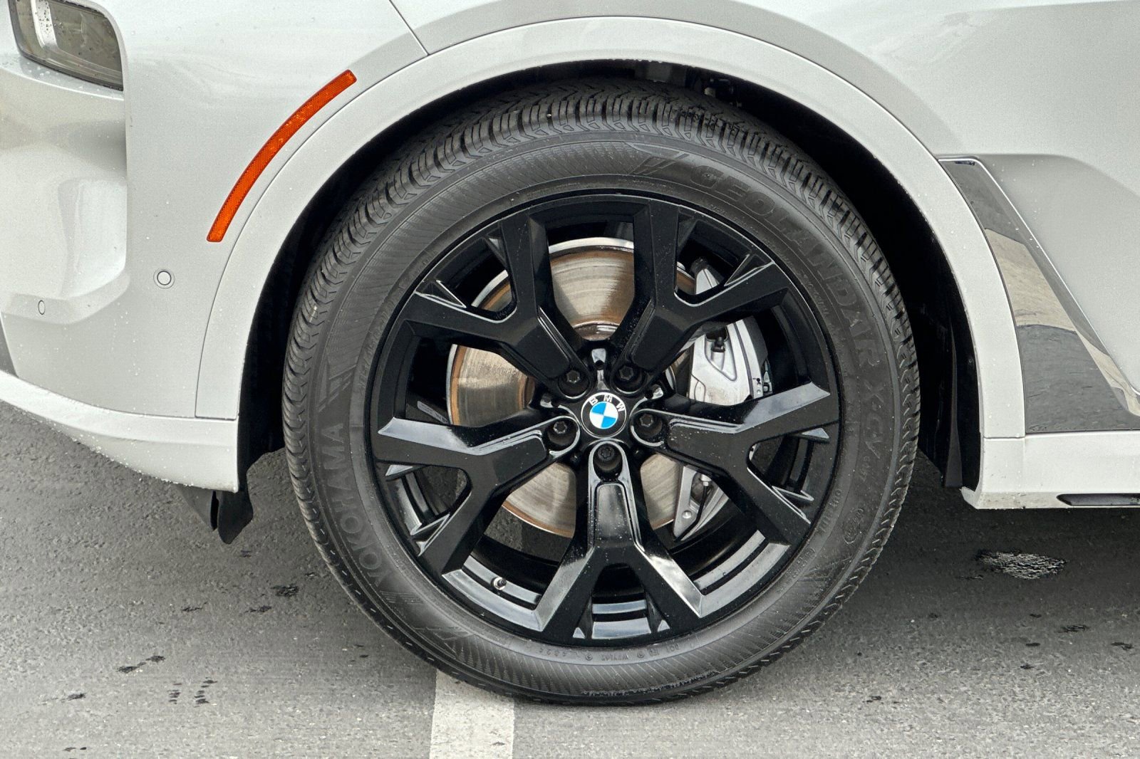 Used 2023 BMW X7 xDrive40i image 27