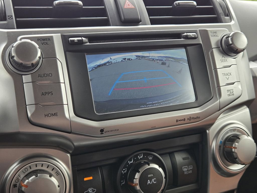 Used 2017 Toyota 4Runner SR5 AWD/4WD image 18