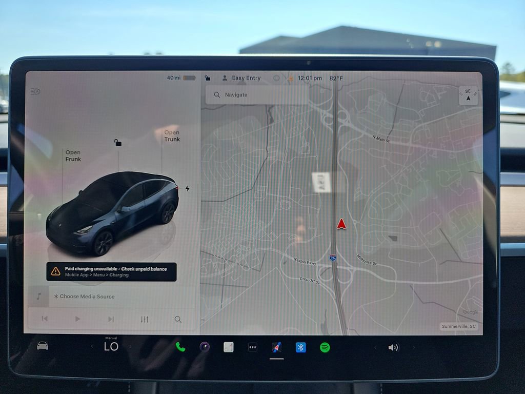 Used 2024 Tesla Model Y Long Range image 26