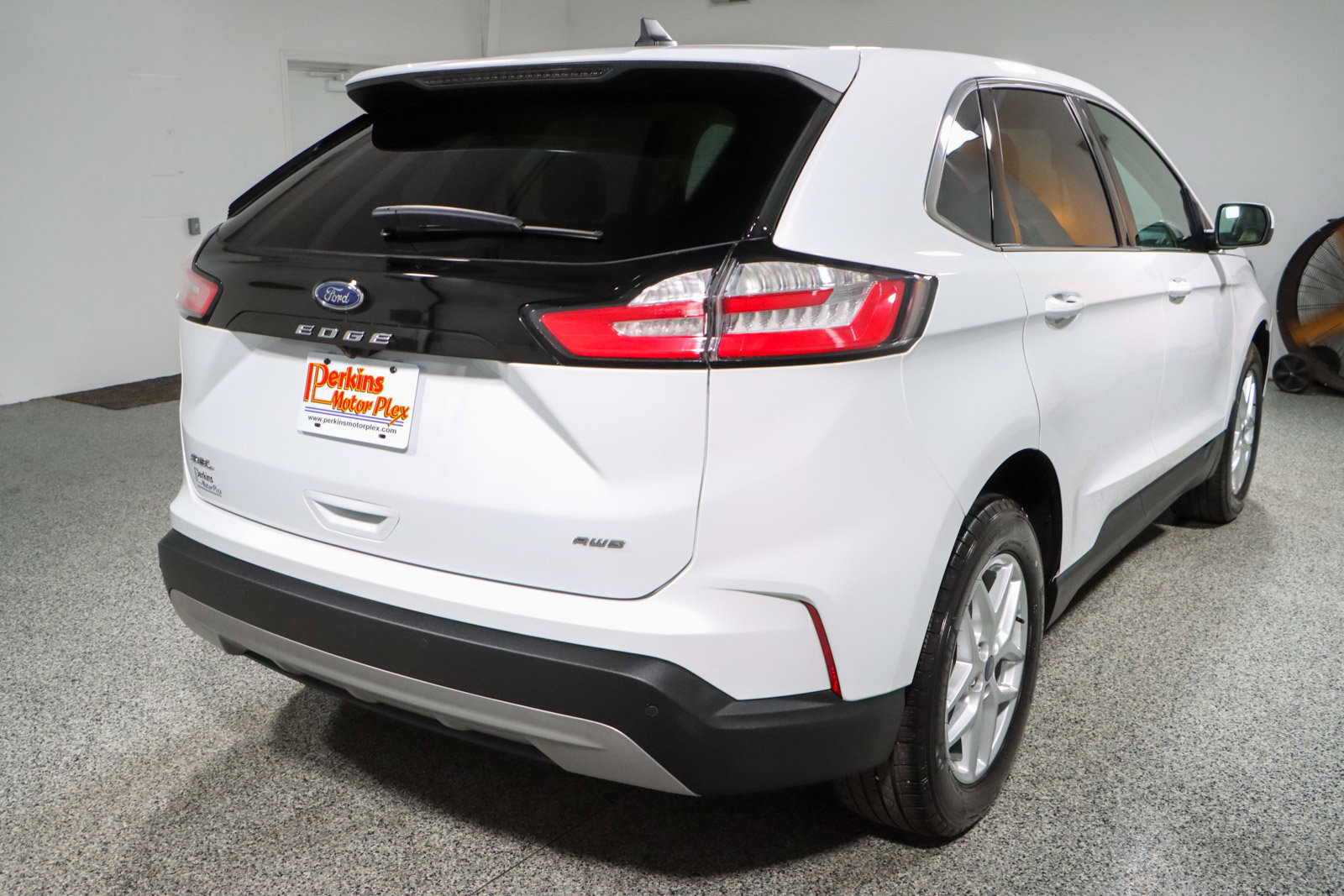 Used 2022 Ford Edge SEL w/ Convenience Package AWD/4WD image 7