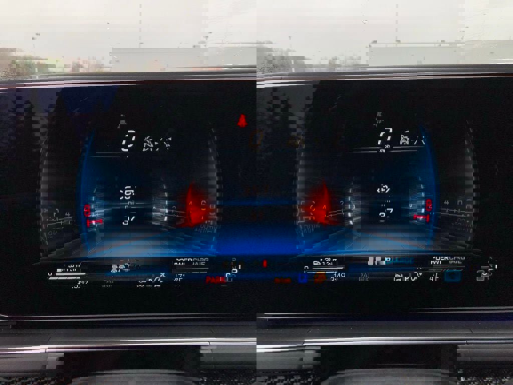 New 2026 Mercedes-Benz GLE 63 AMG S image 22