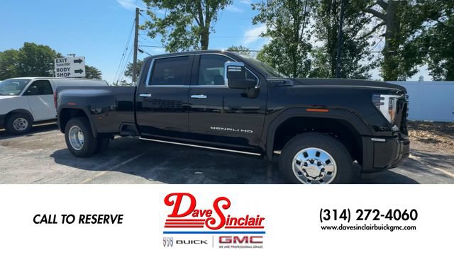 New 2026 GMC Sierra 3500 Denali Ultimate AWD/4WD image 2