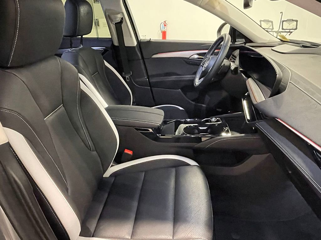 Used 2025 Buick Envision Sport Touring image 25