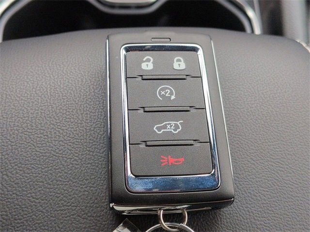 New 2026 Jeep Grand Cherokee Altitude image 32