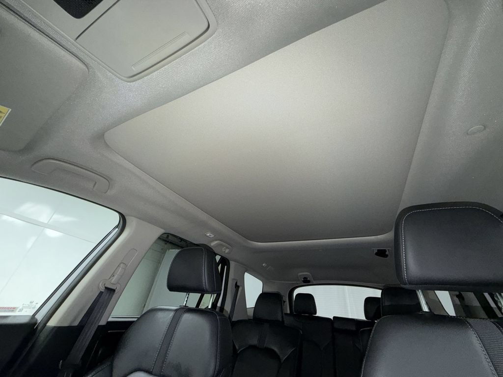 Used 2024 Honda Pilot Touring image 25