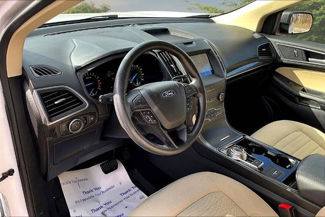 Certified 2020 Ford Edge SE image 13
