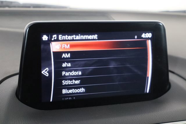 Used 2018 MAZDA MAZDA3 Touring image 29