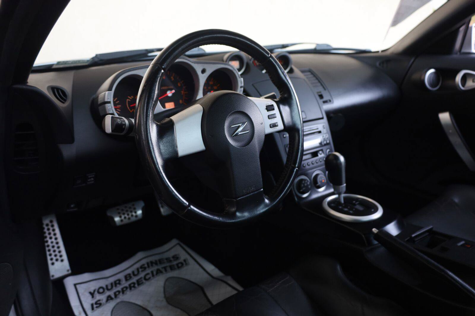 Used 2004 Nissan 350Z Touring RWD image 20