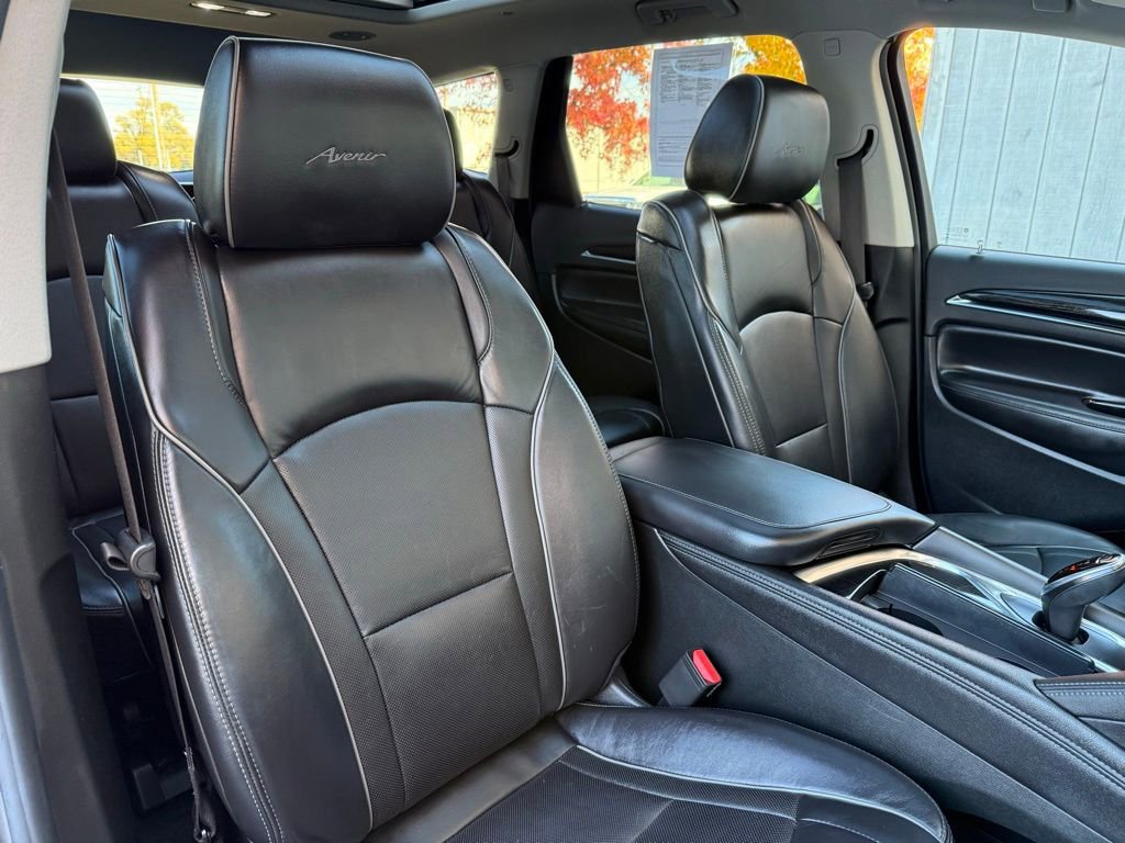 Used 2019 Buick Enclave Avenir image 26