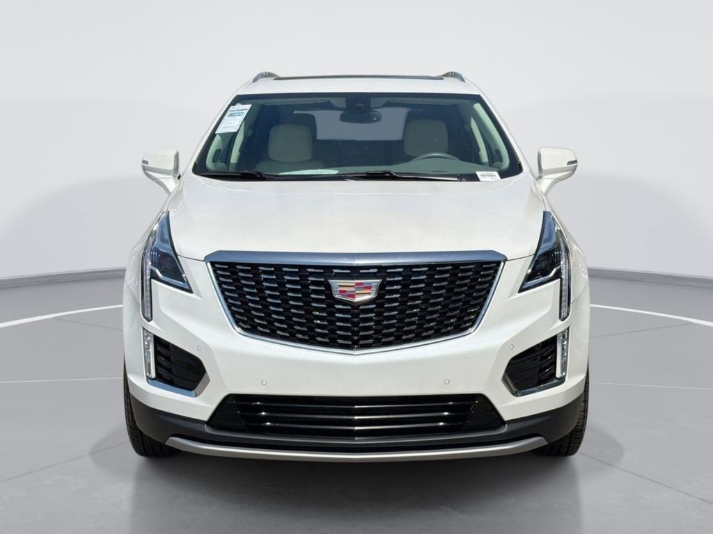 Used 2024 Cadillac XT5 Premium Luxury FWD image 2