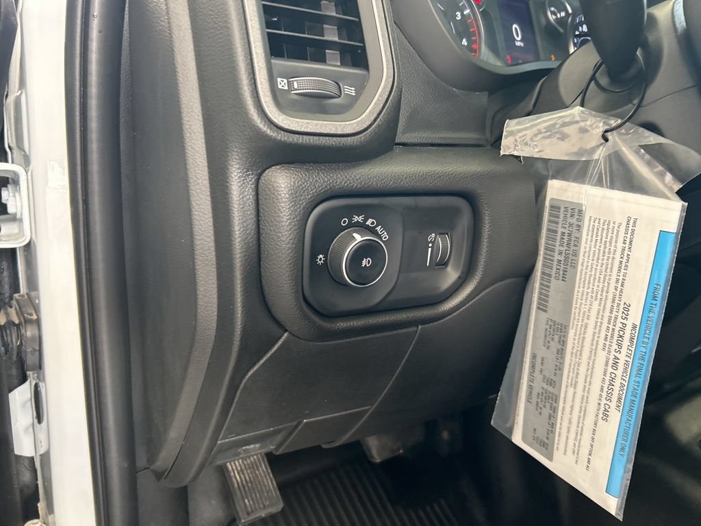 Used 2025 RAM 5500 Tradesman AWD/4WD image 35