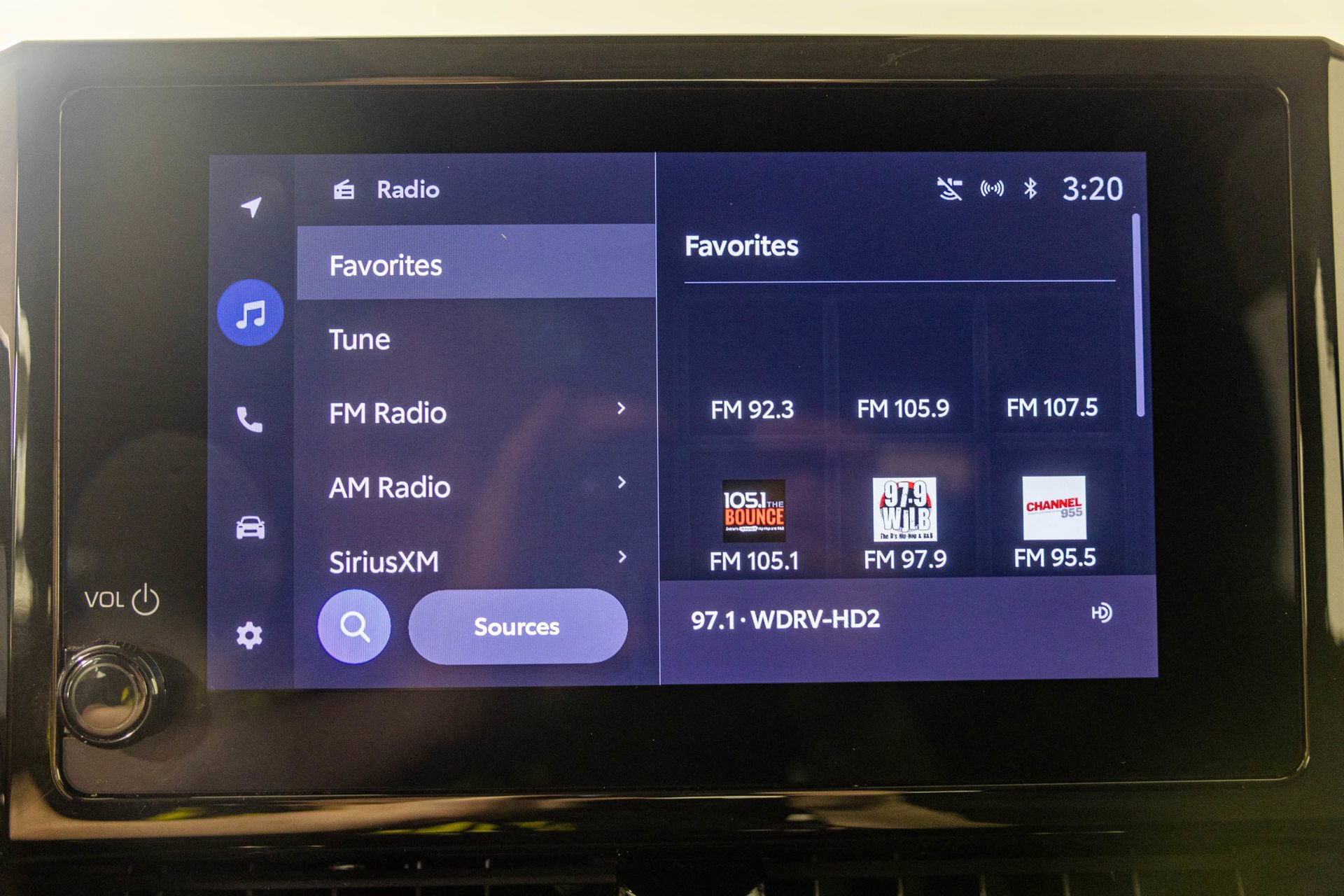 Used 2023 Toyota Corolla LE FWD image 23