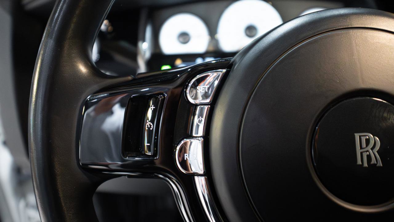 Used 2017 Rolls-Royce Ghost image 20