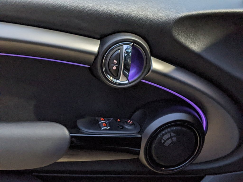 Used 2023 MINI Cooper SE image 10