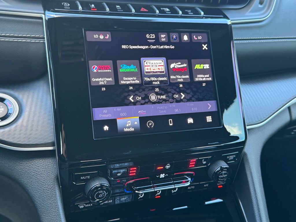 Used 2023 Jeep Grand Cherokee Altitude AWD/4WD image 23
