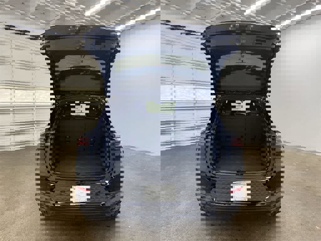 Used 2024 Chevrolet Equinox EV RS image 29