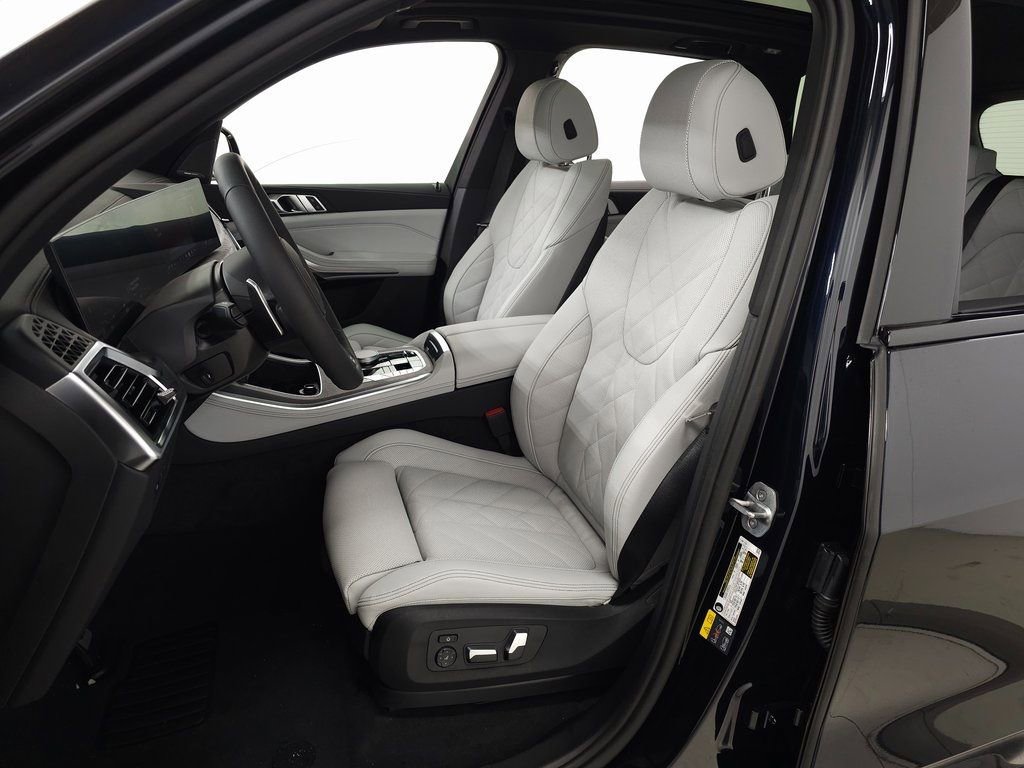 New 2026 BMW X5 xDrive50e AWD/4WD image 13