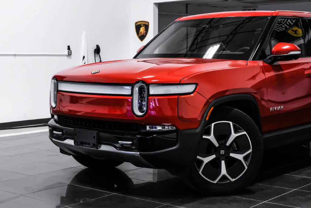 Used 2023 Rivian R1T Adventure Dual AWD/4WD image 10
