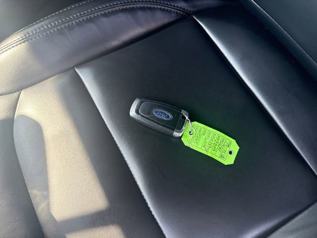 Used 2019 Ford Explorer XLT w/ Equipment Group 202A AWD/4WD image 34