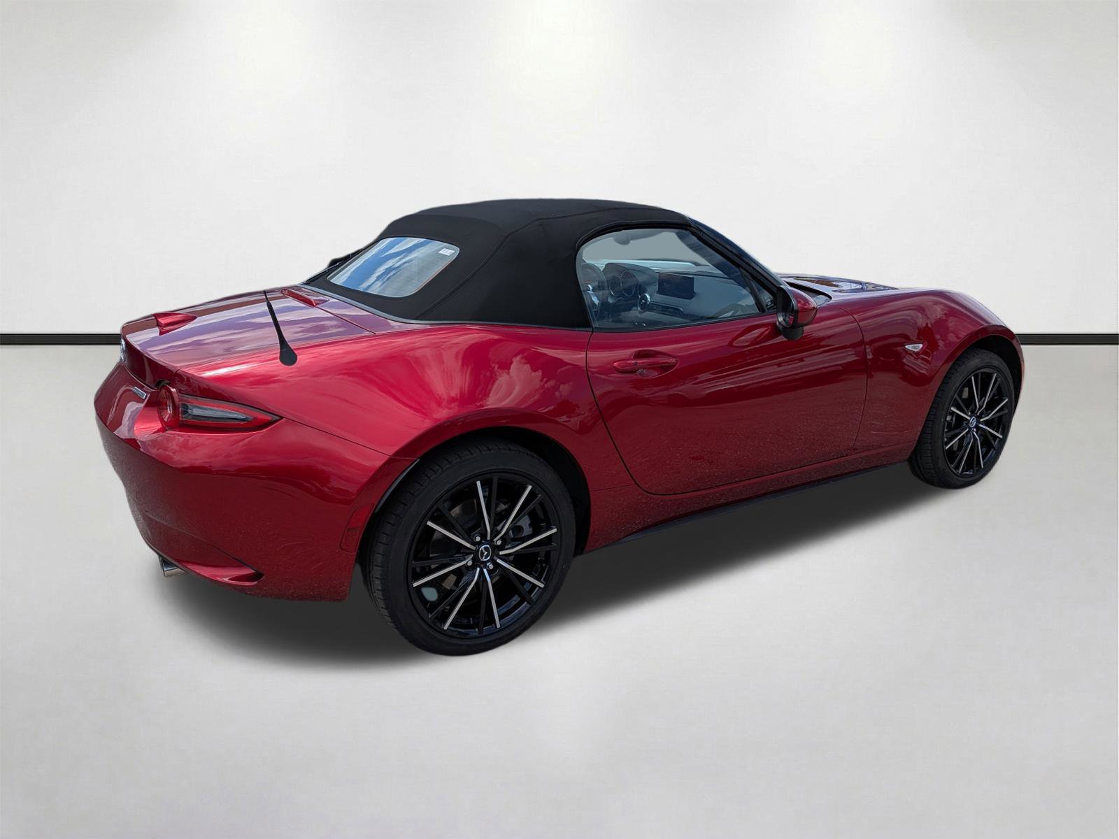 Certified 2025 MAZDA MX-5 Miata Grand Touring RWD image 4