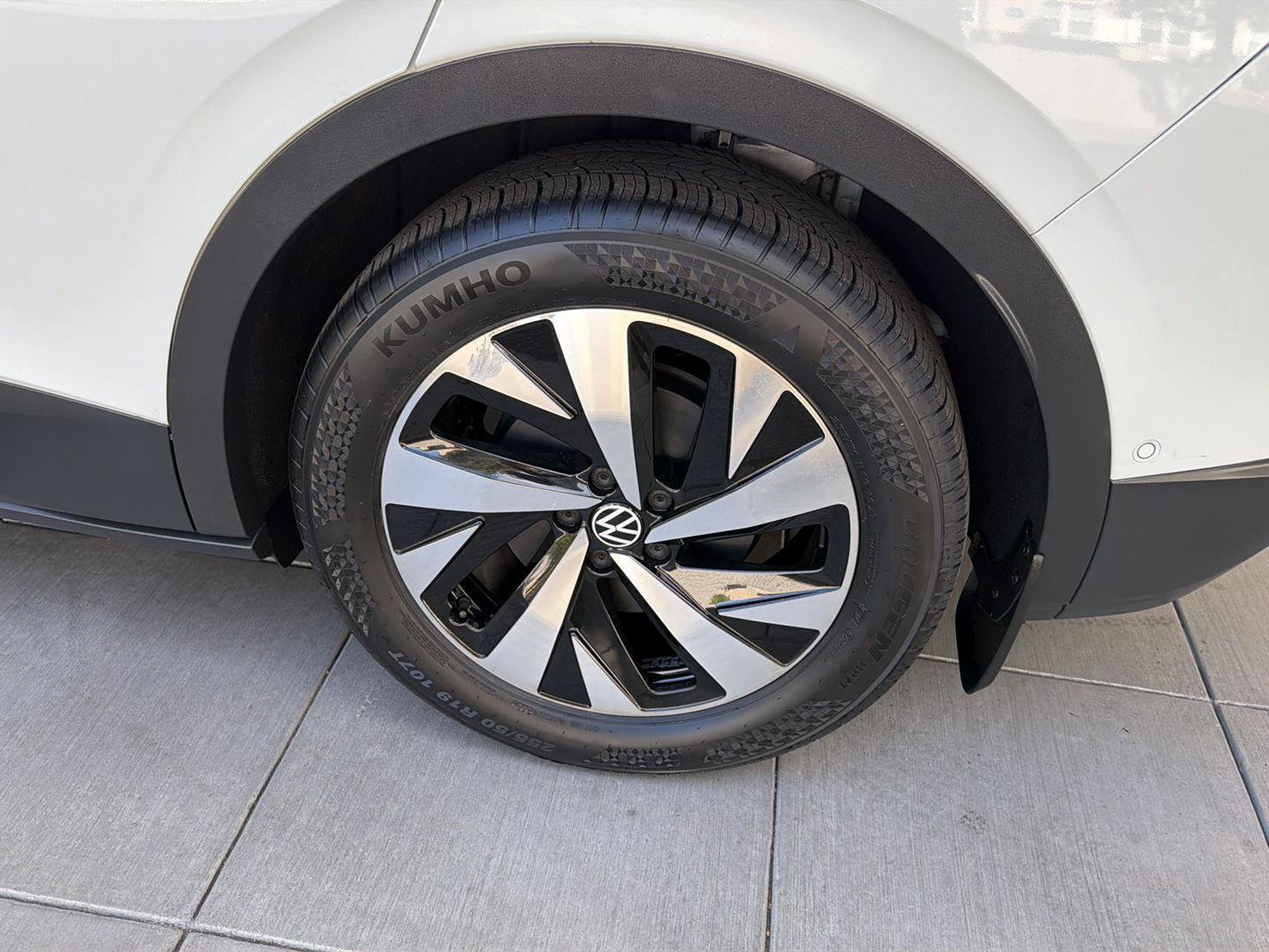 Certified 2023 Volkswagen ID.4 Pro RWD image 12