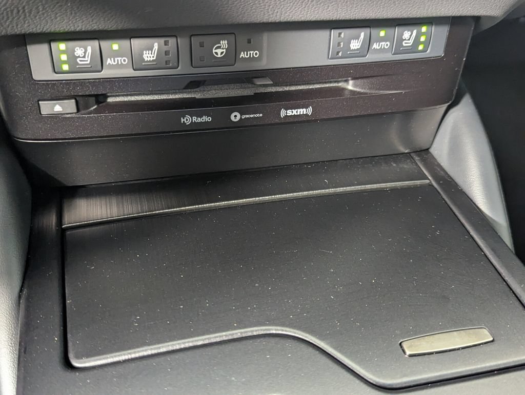 Used 2021 Lexus ES 350 F Sport w/ Accessory Package 2 FWD image 20
