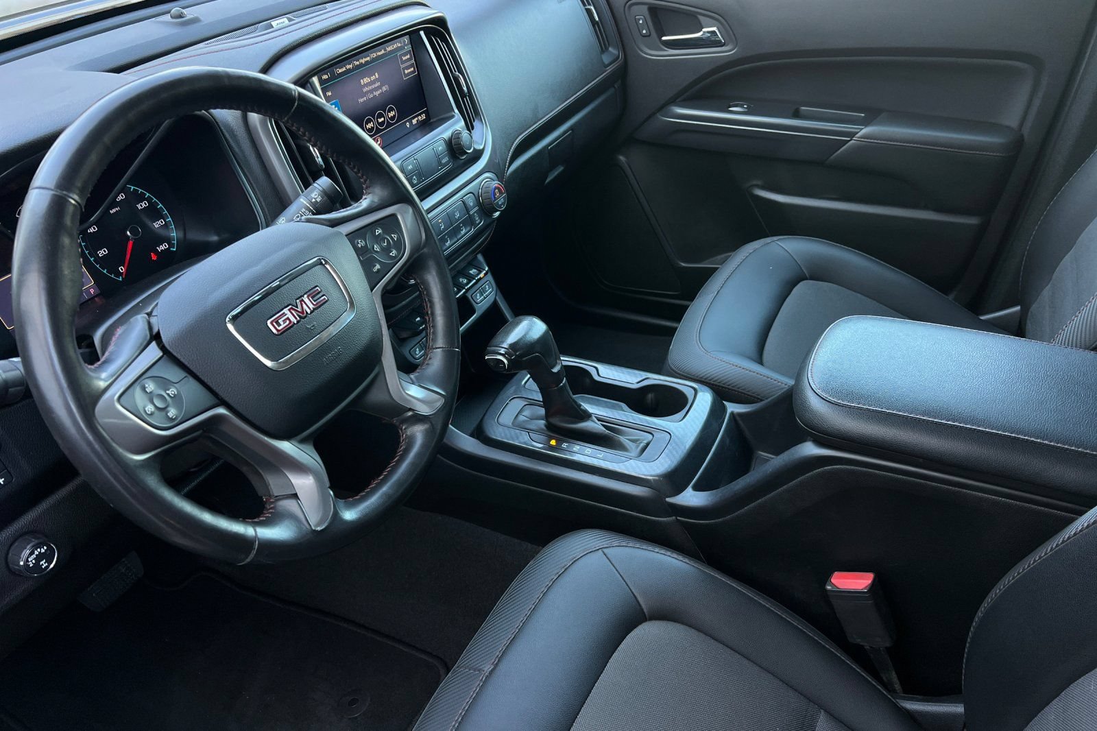 Used 2019 GMC Canyon All Terrain w/ Trailering Package AWD/4WD image 10