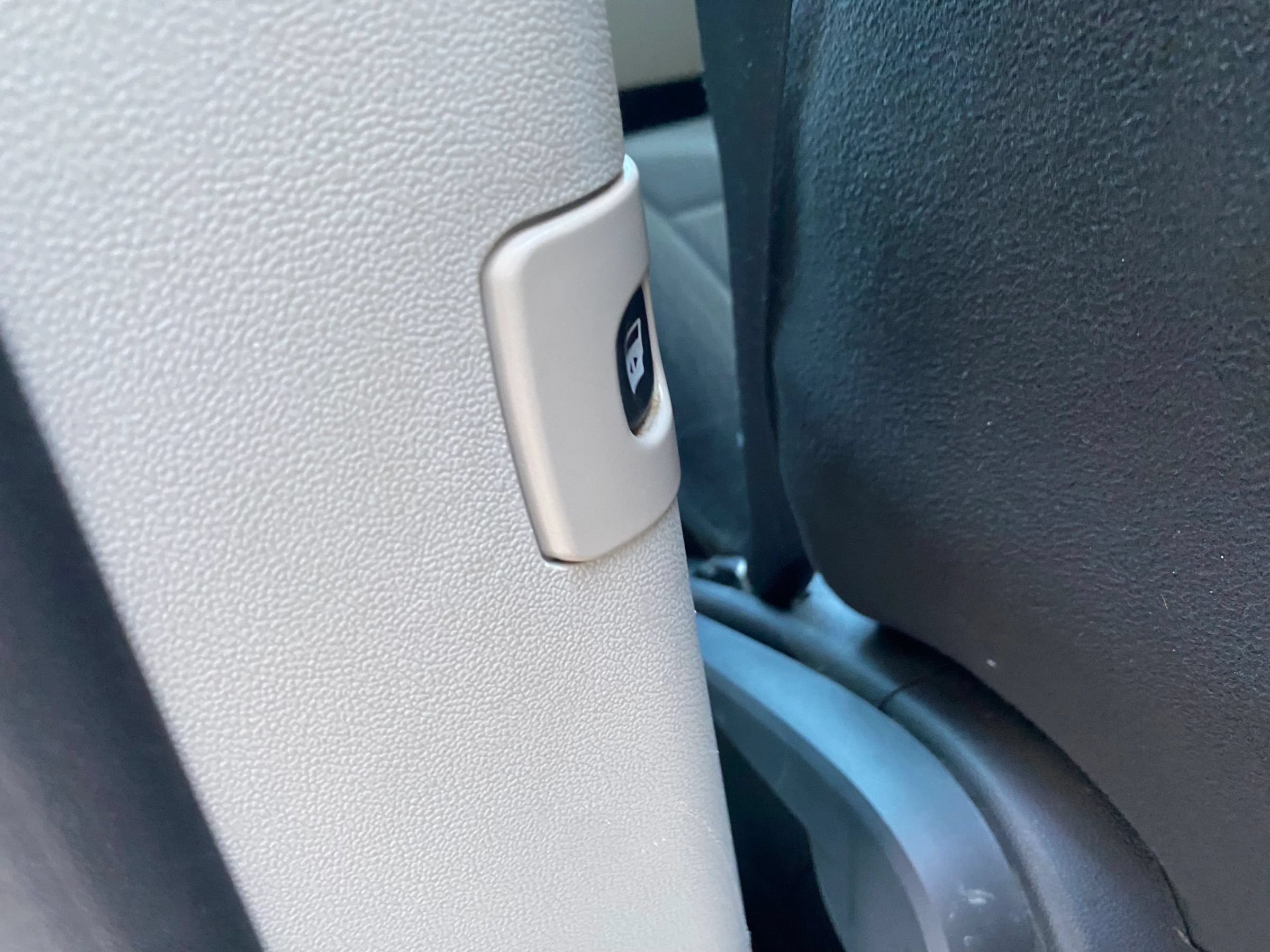 Used 2012 Dodge Grand Caravan SXT FWD image 11